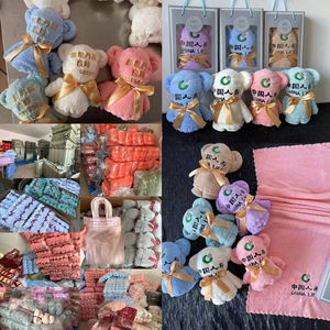 Ensembles cadeaux abordables avec serviettes de visage et de bain en velours <span class=keywords><strong>corail</strong></span> ultra doux, motif ours mignon, avec étiquette logo de luxe, et serviettes ours pour cadeaux d'invités de mariage, présentées en <span class=keywords><strong>sac</strong></span> cadeau - Product Image 6