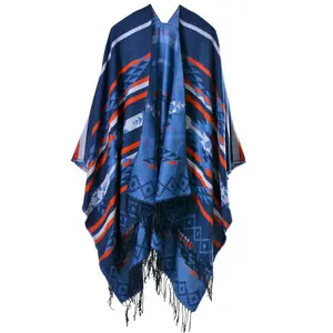 Toptan panço kadın dokuma bayanlar Ponchos kadın pelerin şal yetişkin kabul özel Logo Polyester/akrilik 130*150cm sonbahar