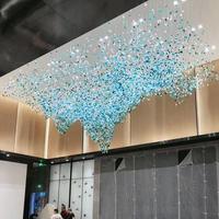 Lustre moderne de luxe en cristal, lampe LED, projet personnalisé, lumière suspendue en forme de goutte d'eau bleue pour grand hall, villa, hall d'entrée