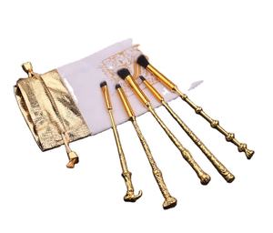 5 uds Magic <span class=keywords><strong>Harry</strong></span> Eye pinceles <span class=keywords><strong>de</strong></span> <span class=keywords><strong>maquillaje</strong></span> película <span class=keywords><strong>Potter</strong></span> varita mágica pinceles <span class=keywords><strong>de</strong></span> <span class=keywords><strong>maquillaje</strong></span> regalo sombra <span class=keywords><strong>de</strong></span> ojos juego <span class=keywords><strong>de</strong></span> pinceles <span class=keywords><strong>de</strong></span> <span class=keywords><strong>maquillaje</strong></span> - Product Image 3