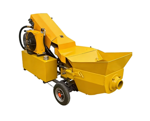 รถปั๊มคอนกรีตสีเหลืองพร้อมถังและล้อสำหรับงานก่อสร้าง - Product Image 2