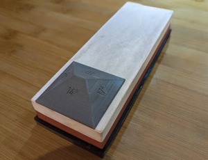 Pietra per Affilare Stampata in 3D, Guida Angolare Multi-Angolo per Affilatrice di Coltelli, 8g Verde Grigio Bianco - Product Image 6