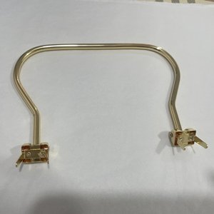 Asa metálica Hongyuan de 11 cm en oro claro, fácil de transportar, para cajas y equipaje. - Product Image 1