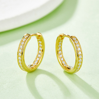 Boucles d'oreilles créoles en argent sterling 925 avec moissanite taille ronde pour femme, style Huggie éternité, couleur D, moissanite VVS1, boucles d'oreilles diamant