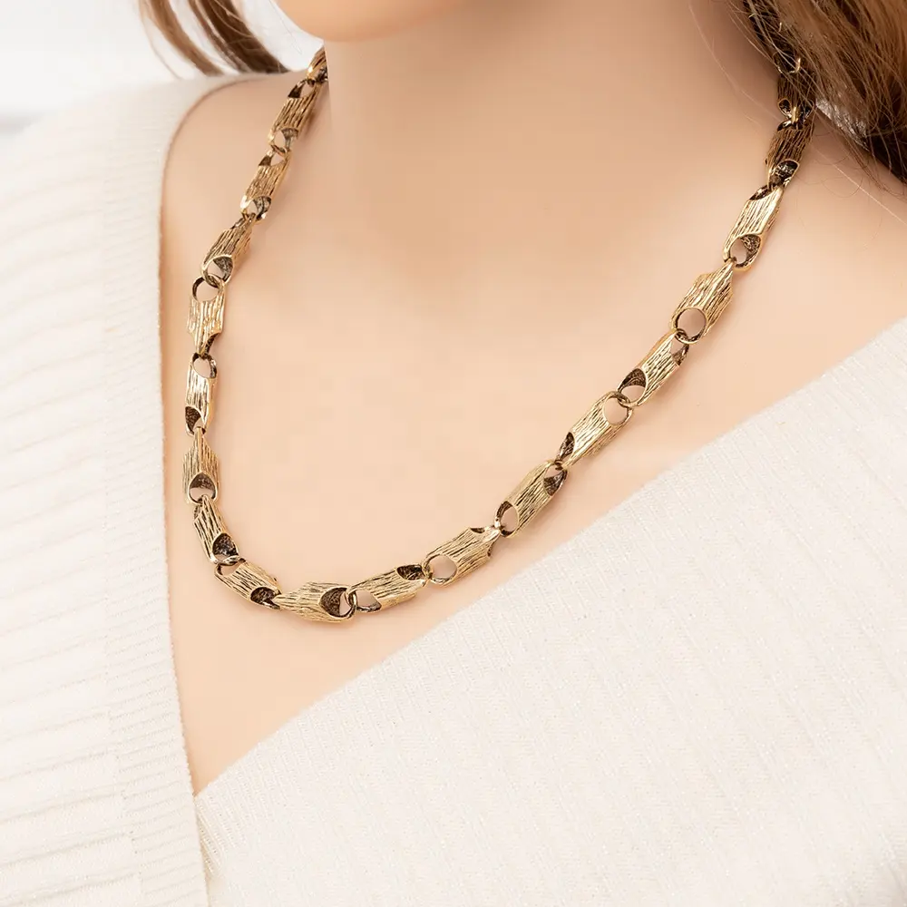 Hot selling on ins hip hop rap design antique effect burnished gold chain necklace for women jewelry