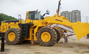 รถตัก WA600 Komatsu สำหรับงานก่อสร้างเครื่องยนต์หลักปั๊มไฮดรอลิก Moog - Product Image 3