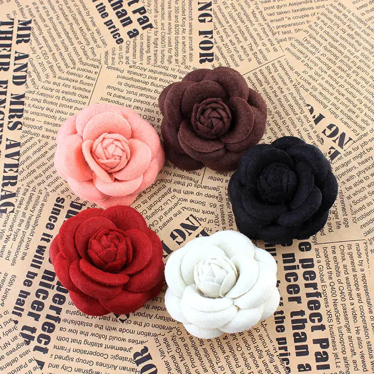 Broche de flor de Camelia hecho a mano para mujer, 14 colores, insignia Unisex, accesorios para fiesta de boda, broches grandes