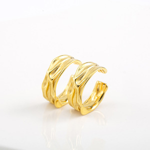 แหวนทรงเรขาคณิตสีทองแบบเปิดสำหรับทุกเพศเครื่องประดับแฟชั่นดีไซน์พื้นผิวแบบไม่สม่ำเสมอ - Product Image 4