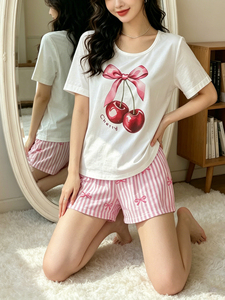 Conjunto <span class=keywords><strong>de</strong></span> Pijama Casual <span class=keywords><strong>de</strong></span> Punto Personalizado al por Mayor <span class=keywords><strong>para</strong></span> <span class=keywords><strong>Mujer</strong></span> con Top Estampado <span class=keywords><strong>de</strong></span> Cerezas y Pantalones Cortos Elásticos con Lazo, Conjunto <span class=keywords><strong>de</strong></span> Dos Piezas <span class=keywords><strong>para</strong></span> Descansar - Product Image 5