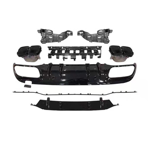 Kit carrosserie de pare-chocs haute performance et à bas <span class=keywords><strong>prix</strong></span> pour <span class=keywords><strong>Mercedes</strong></span> Benz Classe C W205 2016 + Mise à niveau vers le style <span class=keywords><strong>C63</strong></span> <span class=keywords><strong>AMG</strong></span>. - Product Image 4