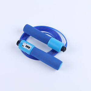 <span class=keywords><strong>Corde</strong></span> <span class=keywords><strong>à</strong></span> <span class=keywords><strong>sauter</strong></span> en PVC <span class=keywords><strong>vinyle</strong></span> réglable avec logo personnalisé pour la promotion sportive, idéale pour les débutants, les enfants et les adultes - Product Image 4