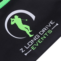 Sac de rangement pour accessoires de golf en polyester noir, petit format, avec fermeture éclair et clip, pour événements promotionnels, personnalisable avec logo de marque, idéal comme pochette cadeau pour activités sportives en extérieur.