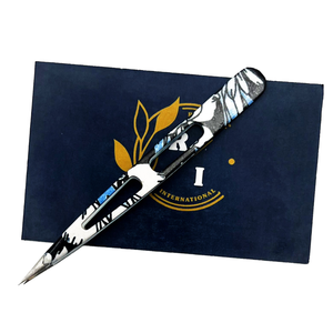 Pinzas para Pestañas Teejay Hechas a Mano de Acero Inoxidable con Logotipo Personalizado, Punta Suave, Agarre Perfecto, 10 mm de Longitud, Envío Gratis, Acabado Plateado - Product Image 2