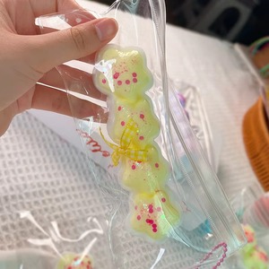 ของเล่นบีบลดความเครียดรูปแท่งครีมดาว บีบแล้วคืนรูปช้า ของเล่นนุ่มนิ่ม TPR สมจริง ของเล่นบีบ Taba Squishy น่ารัก ขายส่ง - Product Image 6