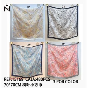 Foulard quadrato piccolo a forma di foglia 70x70 cm con stampa alla moda per accessori da donna - Product Image 3