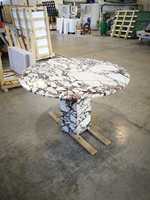 Table basse en marbre Calacatta Viola pour décoration intérieure, provenant de Refine Stone Supply
