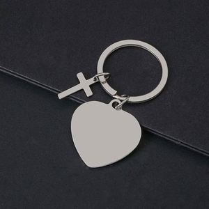 Llavero de Acero Inoxidable en Forma de Corazón, Cruz Pequeña, Grabado Láser de Logotipo, Impresión a Color, Material en Blanco, Regalo Navideño - Product Image 5