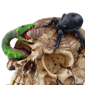 Décoration créative en résine pour Halloween : <span class=keywords><strong>Squelette</strong></span> et tête <span class=keywords><strong>de</strong></span> <span class=keywords><strong>serpent</strong></span>, sculpture gothique <span class=keywords><strong>de</strong></span> tête humaine, statue décorative pour fête et maison - Product Image 5