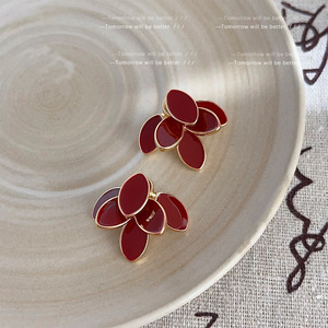 Boucles d'oreilles tendance pour femmes, plaquées or, en alliage, motif feuille et fleur, cadeau pour femmes - Product Image 2