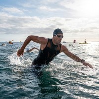 Combinaison de plongée en néoprène écologique Yamamoto pour homme avec logo personnalisé pour le triathlon et les sports nautiques