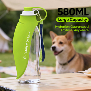 Bouteille d'eau portable lumineuse pour chien, personnalisée au Vietnam, pour voyage en extérieur, avec distributeur de feuilles, en silicone et ABS - Product Image 2