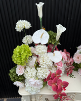 QSBD 2026 Neuer Trend Hochzeits-Tischdekoration Weiße Rosa Blumenkugel Maßgefertigte Weiße Calla-Lilie Echte Orchideen-Arrangement-Deko