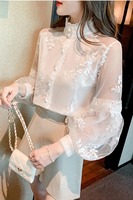 6380 #   Chemisier en Chiffon à Manches Lanterne Style Doux pour Femme, Broderie Florale, Blouse Blanche avec Empiècements en Maille, Haut Pur