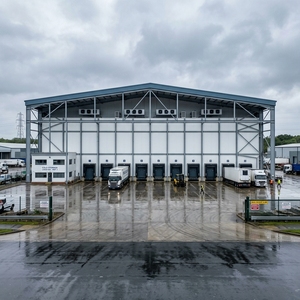 Almacén Frigorífico de Estructura de Acero Q355B de Grado Alimenticio, 1000-5000 m², Panel Sándwich de PU, Conforme a HACCP, Certificado ISO 9001 - Product Image 2
