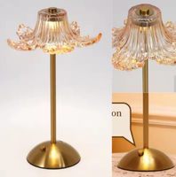 Lampe de table décorative en cristal de verre luxueuse et romantique, lampe de chevet créative pour chambre à coucher, lampe de nuit de luxe haut de gamme de style américain