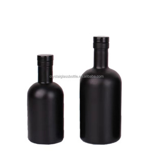 Bouteille à liqueur en verre noir mat avec logo personnalisé, bouteille à whisky noire givrée vide pour l'emballage de la vodka, du gin, <span class=keywords><strong>des</strong></span> <span class=keywords><strong>spiritueux</strong></span> et du vin - Product Image 6