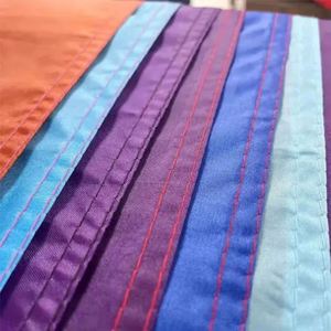 ธงไพรด์เลสเบี้ยนและเกย์สำหรับใช้งานกลางแจ้ง ขนาด 3x5 ฟุต (90x150 ซม.) ผลิตจากโพลีเอสเตอร์ พิมพ์ลายซิลค์สกรีน รับผลิตตามสั่งขายส่ง - Product Image 2