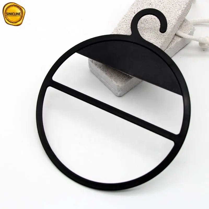 Sini cline schwarz runde Form benutzer definierte Schal Kleiderbügel Kunststoff mit Logo Silber
