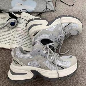 Baskets décontractées à semelle épaisse pour femme, style 'Dad Shoes', Nouvelle collection Printemps 2026, Tendance Ins, Rétro, Très populaires et polyvalentes - Product Image 1