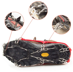 <span class=keywords><strong>Crampons</strong></span> pour enfants à 11 pointes pour bottes <span class=keywords><strong>de</strong></span> randonnée <span class=keywords><strong>Crampons</strong></span> à glace 11 dents Micropointes antidérapantes <span class=keywords><strong>Crampons</strong></span> pour enfants pour la randonnée Camping Chaussures <span class=keywords><strong>de</strong></span> <span class=keywords><strong>marche</strong></span> - Product Image 1