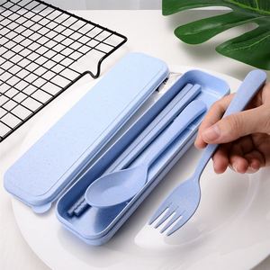 Juego de Cubiertos Portátiles Reutilizables para Viajes y Campamento, Tenedor, Palillos, Cuchara, Vajilla de Paja de Trigo con Estuche - Product Image 1