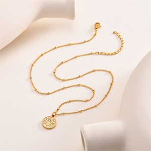 Collar Elegante y Delicado para Mujer, Venta al por Mayor, Chapado en Oro, Acero Inoxidable, Zirconia Corte Princesa, Joyería XRJewelry XRNW2308 - Product Image 2