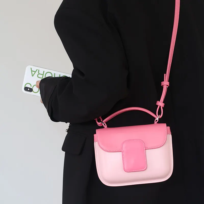 Niche design high texture pink contrast color portable small square bag for women 2022 new fashion