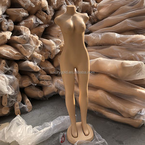 Mannequin Femme Grande Taille en Plastique PE Vente en Gros, Mannequin d'Affichage Sexy avec Poitrine Généreuse et Fessier Bombé - Product Image 3