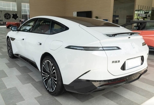 2025 New <span class=keywords><strong>Avatar</strong></span> 12 High-Speed 190 km/h Mid-Large New Energy Vehicle con extensor de dirección izquierda - Product Image 3