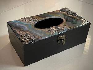 Vente chaude Boîte à mouchoirs décorative imprimée à la main Organisateur de maison et de bureau avec conception prête pour les cadeaux - Product Image 3