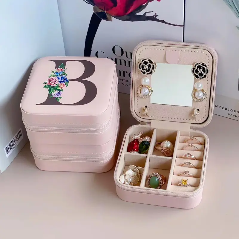 ファッションイニシャルジュエリーボックスかわいいアルファベットプリントフラワーネックレスブレスレットイヤリングコレクション旅行包装ボックス