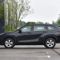 Voiture d'occasion de haute qualité Toyota Highlander 2024, disponible à la réservation avec options de personnalisation