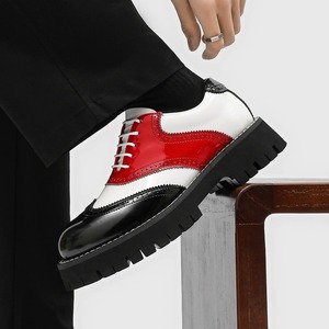 Chaussures Oxford <span class=keywords><strong>Homme</strong></span> Bicolores Rouge <span class=keywords><strong>Blanc</strong></span> Noir, Style Brogue Wingtip, Semelle Plateforme Épaisse, en Cuir PU Verni Brillant, Décontractées Type Derby - Product Image 4