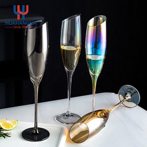 Tamaño perfecto de boda para copas de champán, tallo fino soplado a mano, flautas de cristal transparente sin plomo en caja de regalo - Product Image 4