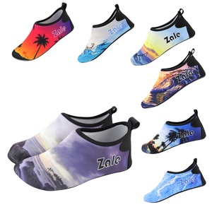 ZALE Vente en gros Nouveauté Chaussures aquatiques respirantes antidérapantes à séchage rapide à cinq doigts unisexe pour la natation, la marche aquatique et les activités de plein air - Product Image 4