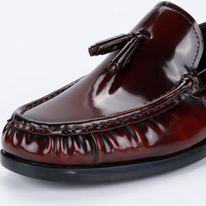 Zapatos de cuero de moda para otoño - zapatos de boda de lujo de cuero vacuno transpirable - color rojo vino - zapatos de vestir y Oxfords de cuero hechos a mano para hombre - Product Image 3