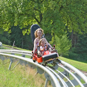 Fabricante Atracciones Outdoor Fun Fair Rides Thrilling <span class=keywords><strong>Extreme</strong></span> Alpine Rides Sled Single Rails Alpine Mountain Coaster - Product Image 1