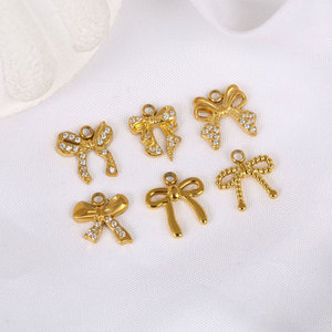 Dijes de Lazo Personalizados de Lujo en Acero Inoxidable 316L con Baño de Oro de 14k/18k y Circonitas para Fabricación de Joyería, Collares y Pulseras al por Mayor - Product Image 4