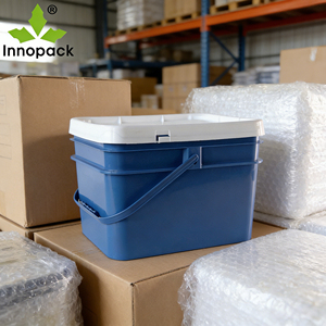 Multifunctional packaging plastic pail Customized color 20KG capacity <b>With</b> <b>lid</b> 20L rectangular <b>bucket</b> <b>with</b> handle - Product Image 1