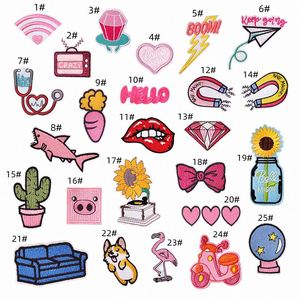 แพทช์ปักลายการ์ตูนน่ารักแบบใหม่ขายส่ง ลายจรวดหลากสี พร้อมแผ่นรองรีดติด - Product Image 2